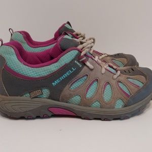 Merrell chameleon low hiking trail shoes